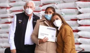 Arrancan secretario de Agricultura y gobernadora de Tlaxcala programa de fertilizantes en la entidad
