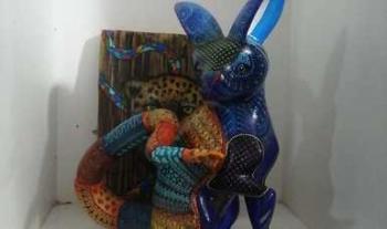 Gabriel Sosa, artesano creador de alebrijes de madera al estilo Tilcajete, Oaxaca