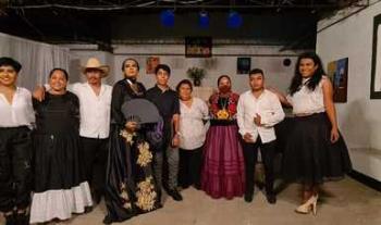 Teatro Alternativo Dixhaza busca ser un espacio de reflexión sobre temas como la muxeidad