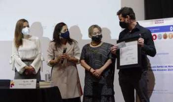Hugo Roca Joglar recibe el Premio Bellas Artes de Novela José Rubén Romero 2021