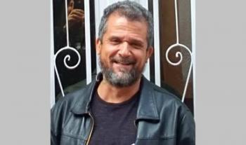 Irreverencia y frescura, legado en la obra del poeta Ángel Ortuño