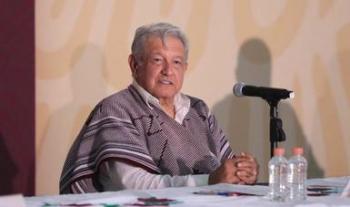 Inversión federal de 2 mil 100 mdp para caminos de concreto en La Montaña de Guerrero, anuncia presidente