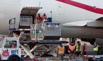 Arriban a México 2.5 millones de vacunas AstraZeneca contra COVID-19