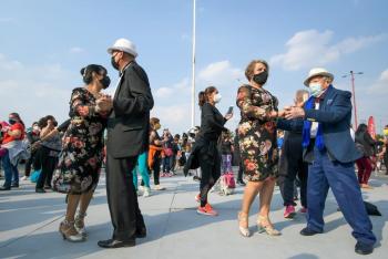 Inaugura Gobierno Capitalino “Sábados de Baile” en la Ciudad de México