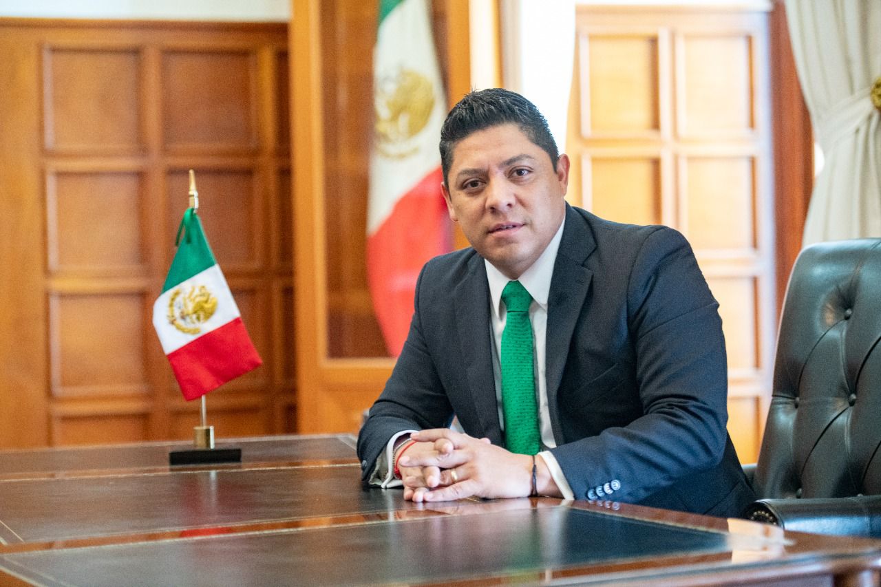 Gobernador Potosino reafirma respaldo al presidente de México