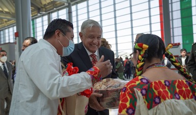 Misión cumplida; la suma de esfuerzos hizo posible el AIFA, afirma presidente López Obrador