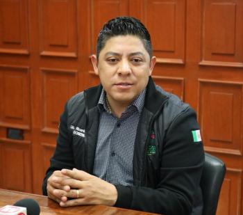 En Abril, seguro de gastos médicos para mujeres: Gobernador.