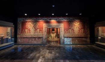 Autoridades del INAH descartan daños al patrimonio del Museo Nacional de Antropología por performance no autorizado