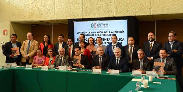 La UNAM rinde cuentas: entrega sus estados financieros a la Cámara de Diputados