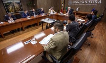 Conjuntan acciones Agricultura, productores e industria de bovinos leche para garantizar productividad y abasto
