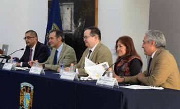 Libre expresión de convicciones ideológicas, esencia de la democracia: Graue