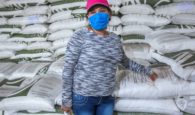 Amplía Gobierno de México programa de fertilizante gratuito a nueve entidades este año