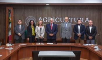 Fortalecen México y Colorado coordinación sanitaria en frontera común, ante influenza aviar y peste porcina