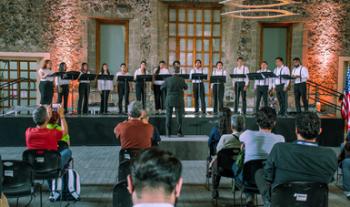 El Ensamble Escénico Vocal presentará un programa integrado por spirituals y las Indianas, de Guastavino