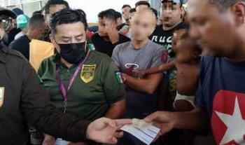 Concluye INM acciones de atención a alrededor de 3 mil personas migrantes que viajaban en caravana