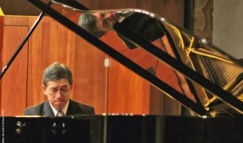 El Festival Internacional de Piano En Blanco y Negro continúa con charlas y conciertos en el Cenart