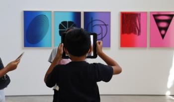 Exploraciones ópticas, taller gratuito para niños y niñas de 6 a 12 años, en La Tallera