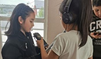 Niñas, niños y jóvenes de Semilleros creativos serán locutores invitados del programa “Yólotl: Un apapacho al corazón”, de Radio Educación