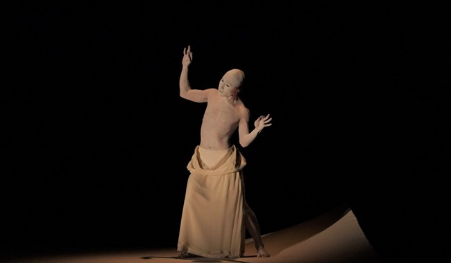 Sankai Juku llega a México para presentará su coreografía Entre dos espejos en el Palacio de Bellas Artes