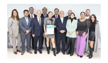 Recibe AEM a Primera Astronauta Mexicana Katya Echazarreta