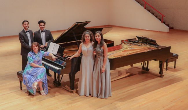 Concierto del Ensamble de Pianos de la Orquesta Escuela Carlos Chávez