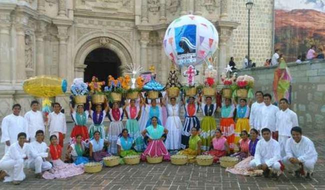  La Compañía “Ritmo de mi Raza” promueve las raíces y tradiciones dancísticas de Oaxaca