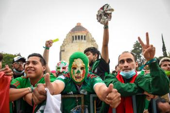 Se realiza inauguración del corona FIFA Fan Festival en el Monumento a la Revolución
