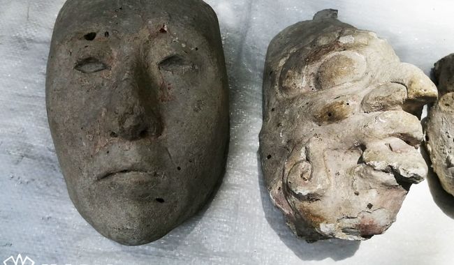 Una excepcional colección de máscaras de estuco se conserva en la zona arqueológica de Toniná, Chiapas