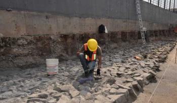 Arqueólogos descubren otro tramo de la vieja Carretera Panamericana, en el Cetram Indios Verdes
