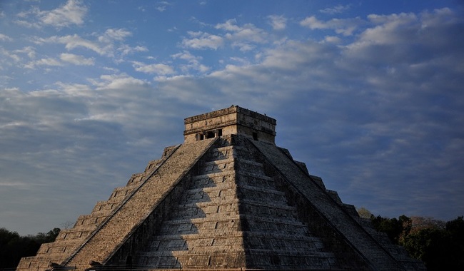 La Zona Arqueológica de Chichen Itzá permanece abierta al público en sus horarios habituales