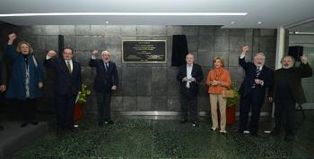 Honra la UNAM a artífices de la Torre de Rectoría 