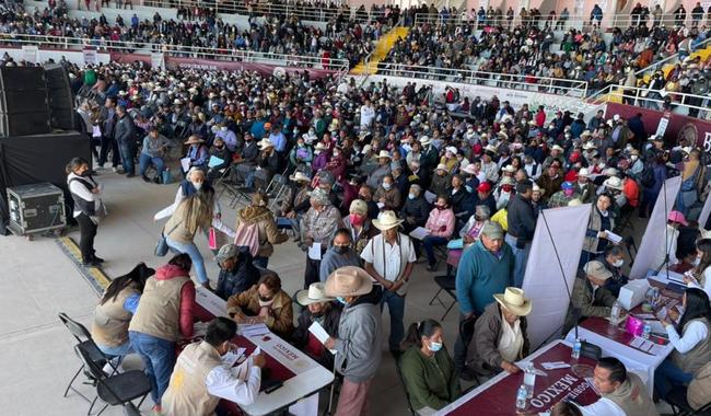 En Hidalgo, Producción para el Bienestar inicia entrega nacional de tarjetas a productores