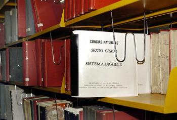 Foro "Derecho a Leer" aborda falta de accesibilidad de libros para discapacitados visuales