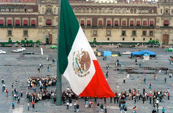La bandera mexicana y su significado a través de la historia