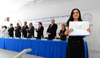 Gradúan a 232 nuevos especialistas médicos en México en el INCMNSZ