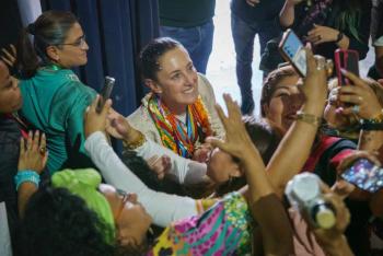 Claudia Sheinbaum participa en encuentro de mujeres indígenas, afrodescendientes y rurales en la CDMX