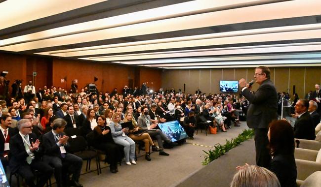 Inaugura Ebrard STS fórum en México enfocado en desarrollo tecnológico e innovación en América Latina