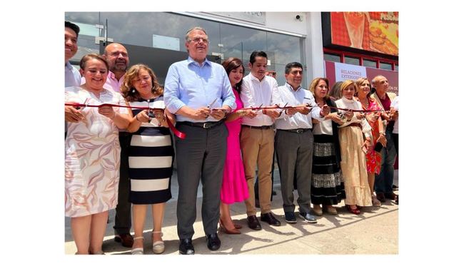 Marcelo Ebrard Inaugura Nueva Oficina de Pasaportes en Salamanca y Promueve Inversión Internacional