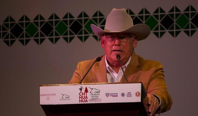 Defensa de los intereses comerciales de los ganaderos mexicanos: Declaraciones de Víctor Villalobos Arámbula en la Convención Nacional Ganadera