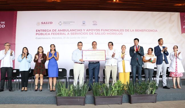 Secretaría de Salud entrega 24 ambulancias y apoyos funcionales a Morelos: Mejora en Servicios Sanitarios