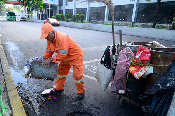 Día del Barrendero en México: Trabajadores de Limpia, Eslabones Fundamentales para el Manejo Integral de Residuos