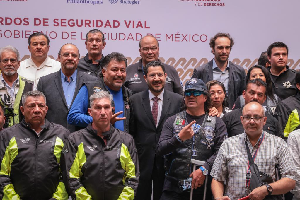 Firman Acuerdos de Seguridad Vial para Motociclistas en Ciudad de México