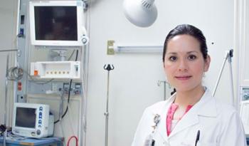 INPer Lidera Atención a Enfermedades Renales en Embarazadas sin Seguridad Social