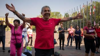 PILARES: Empoderando a Personas Adultas Mayores a través de la Educación y la Participación