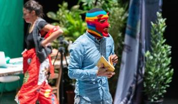 Residencia Teatral: Lagartijas tiradas al sol en el teatro orientación