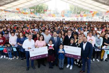 Martí Batres inicia entrega de becas y programas educativos en ciudad de México 