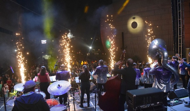 Gran salón Tijuana: agua caliente, un viaje musical en el 41 aniversario de Cecut 