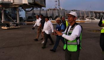 Inicia puente aéreo en Acapulco: SICT brinda apoyo a turistas varados por huracán Otis