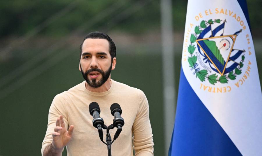 Presidente de El Salvador, Nayib Bukele, solicita estado de emergencia ante depresión tropical E-19