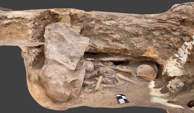 Descubren tumba mixteco-zapoteca de 1,500 años en San Juan Ixcaquixtla, Puebla